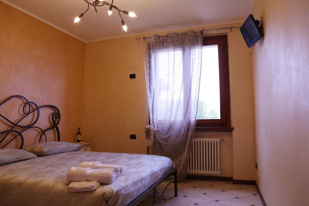 Portola La Vecchia Dimora Villa Roncola Kamer foto